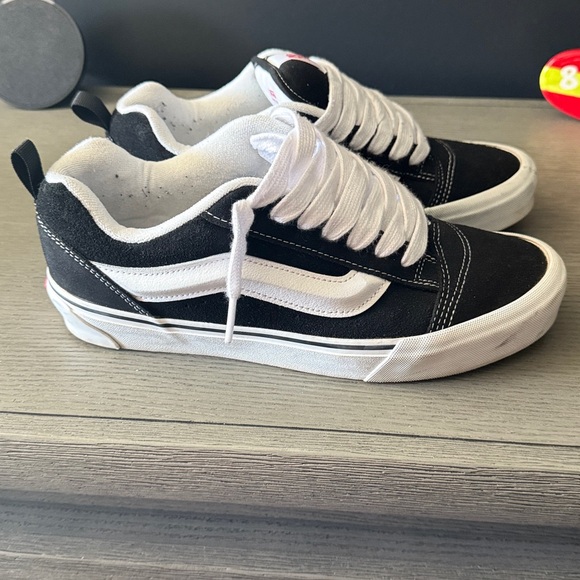 Vans Knu Skool - Picture 2 of 3